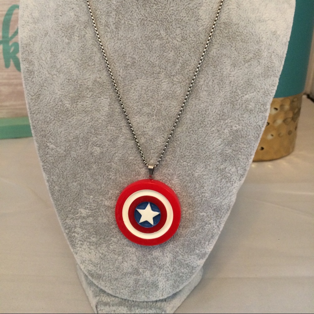 Trendy necklace